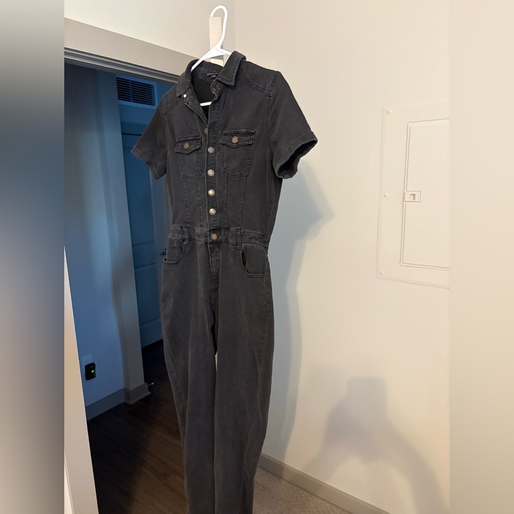 Haute Monde Black Short-Sleeve Denim Overalls Jumpsuit